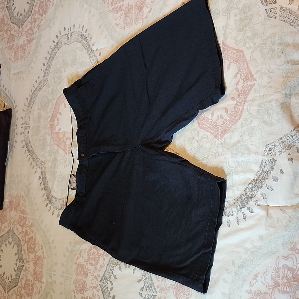 Volcom shorts
